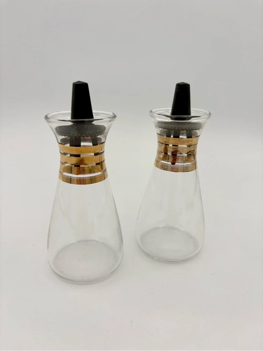 Pyrex Glass Salt and Pepper Shakers Clear Gold Bands Mid Century Made in USA